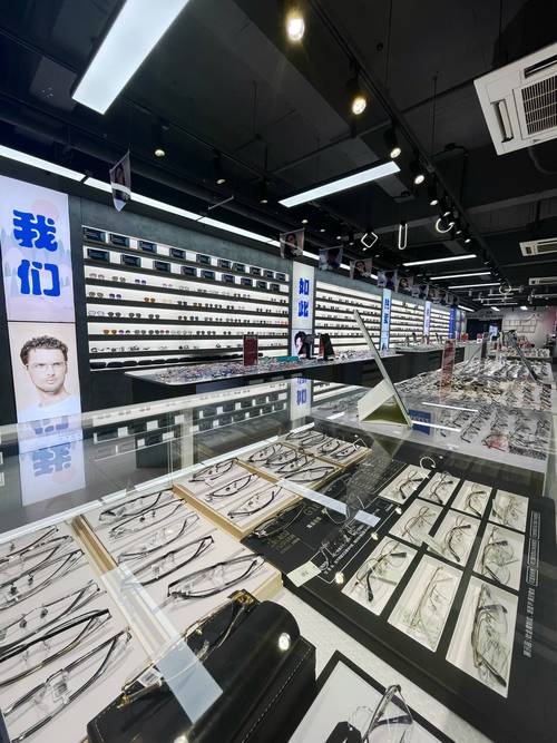 镜片镀膜到底有没有用？拱墅区大熊眼镜工厂店专业解读，验光配镜不再被坑